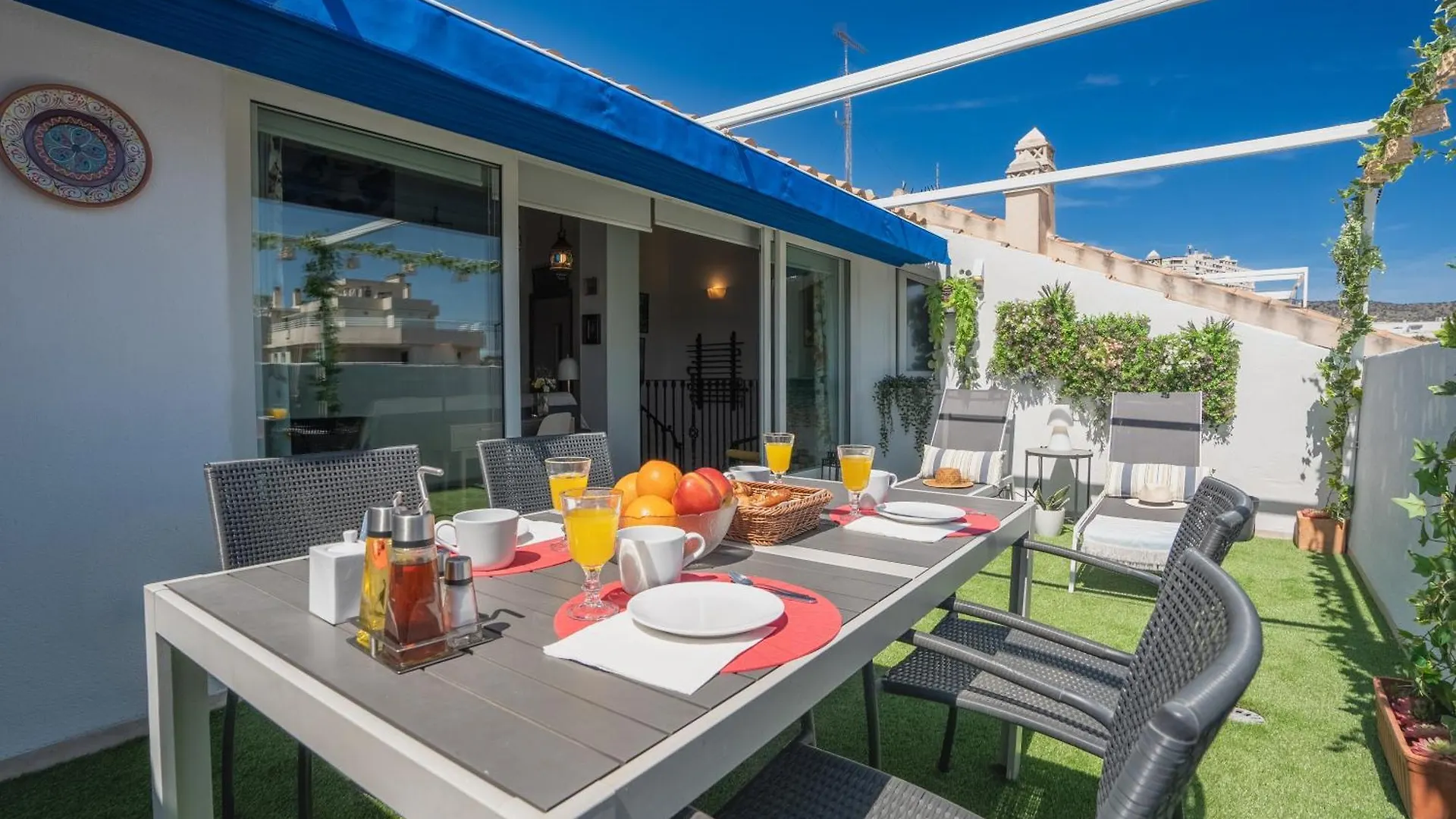 Penthouse With Sea Views Los Alamos Torremolinos 0*,  Hiszpania