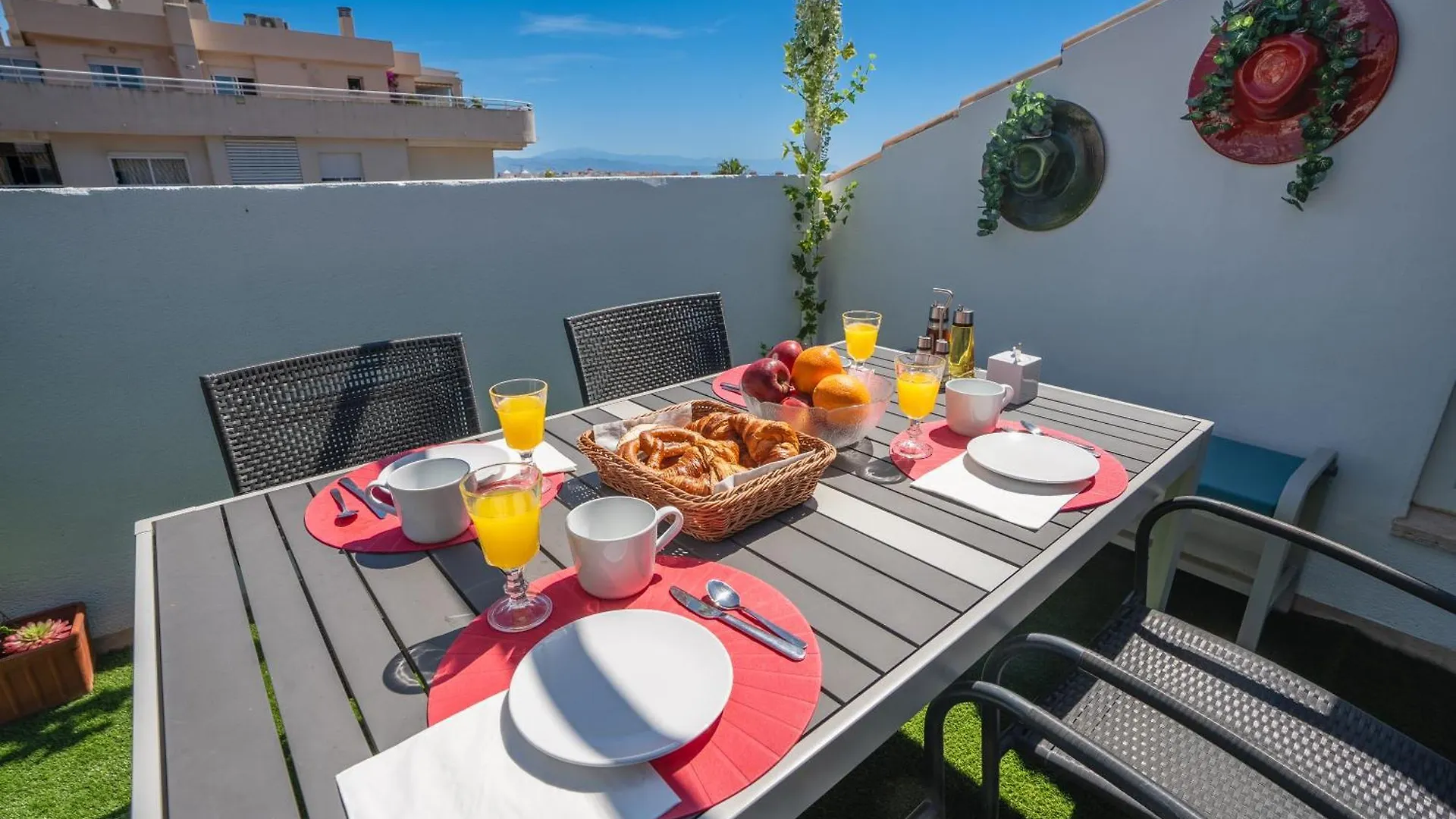 Penthouse With Sea Views Los Alamos Torremolinos